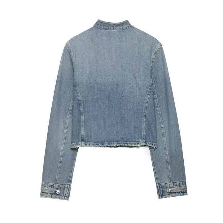 Damen Kurz geschnittene Military-Jeansjacke mit dekorativen Band-Details und Metallnieten Echo Archiv