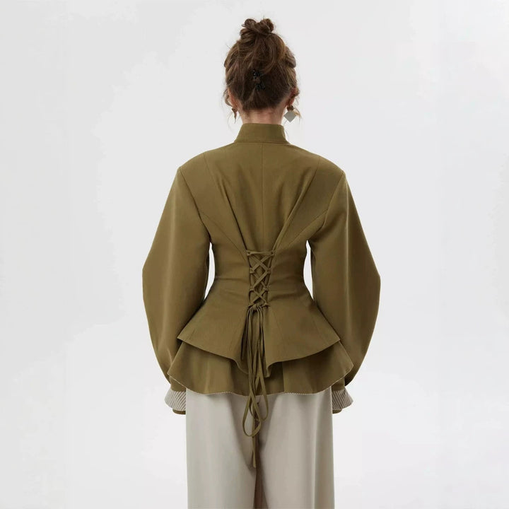 Damen taillierte Jacke mit Stehkragen, Cut-Out und Ballonärmeln Echoarchiv