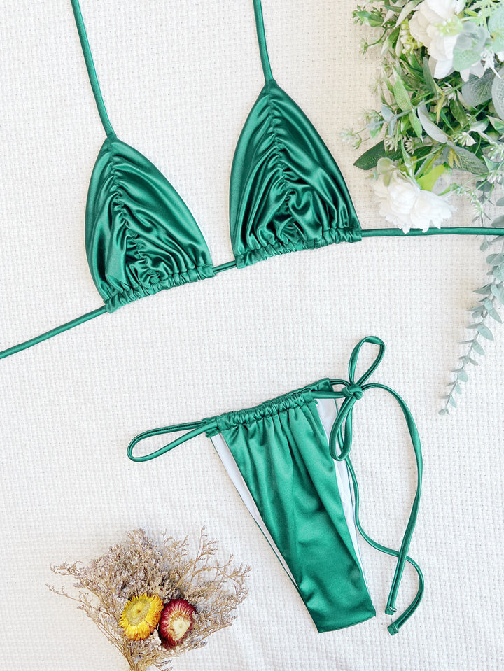 Damen Triangel-Bikini mit raffinierten Rüschen Echo Archiv