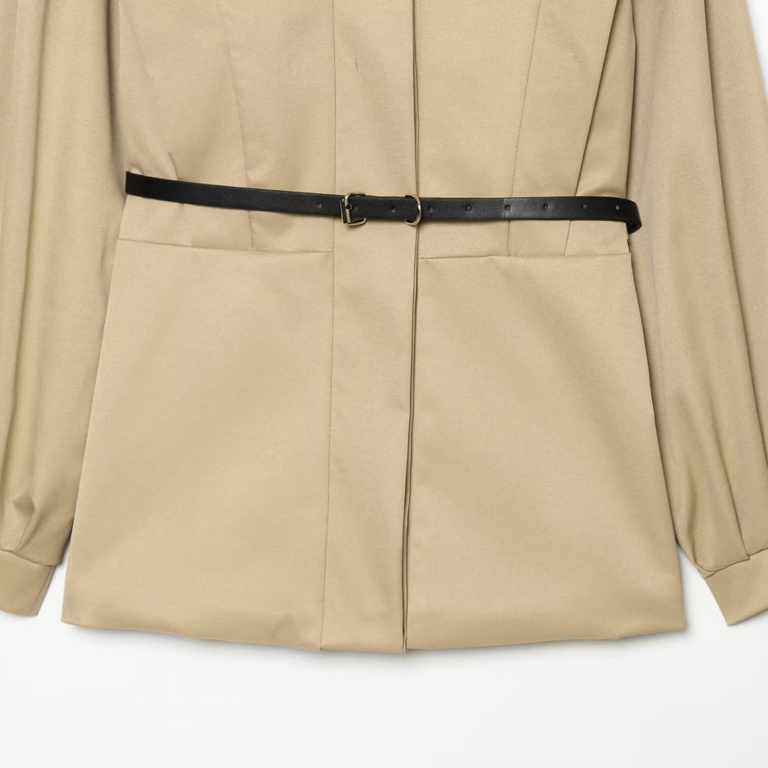 Damen Kurzer Cape‑Trench mit hohem Funnelkragen und Taillengürtel Echoarchiv