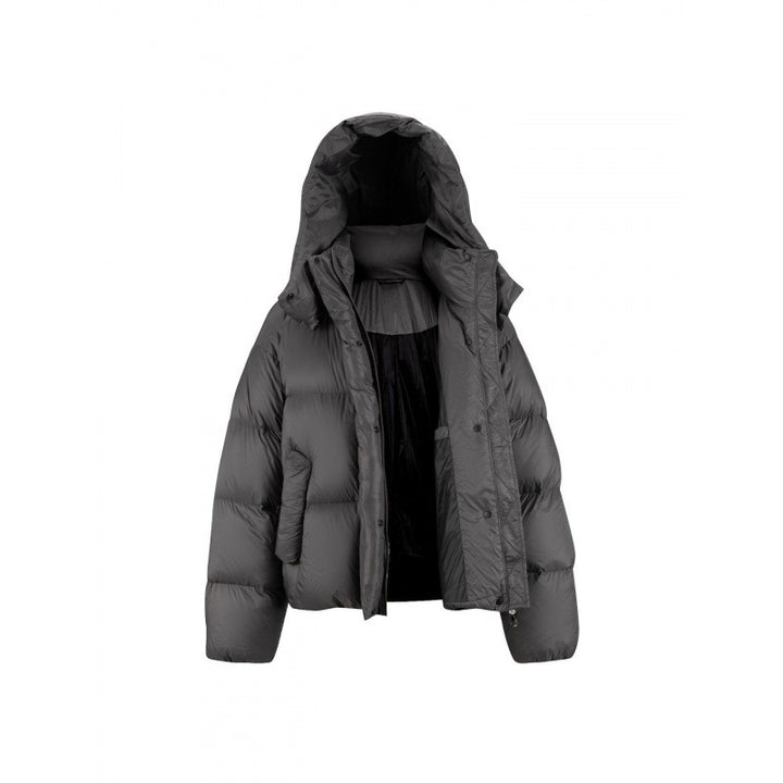 Damen Kurz gepolsterte Crop‑Steppjacke mit Volumen‑Kapuze und verdeckter Druckknopfleiste Echo Archiv