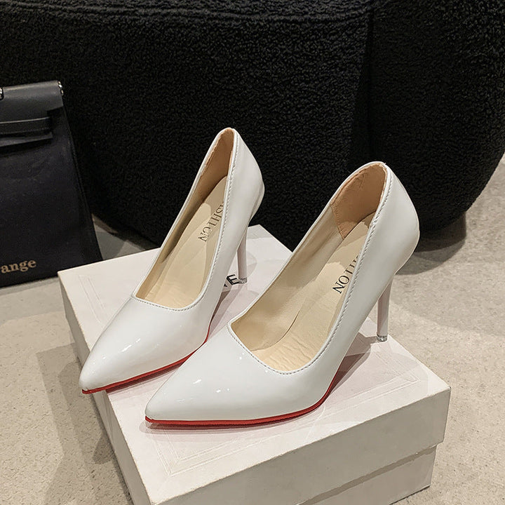Damen Elegante High Heels mit spitz zulaufender Vorderkappe und transparentem Absatz Echoarchiv