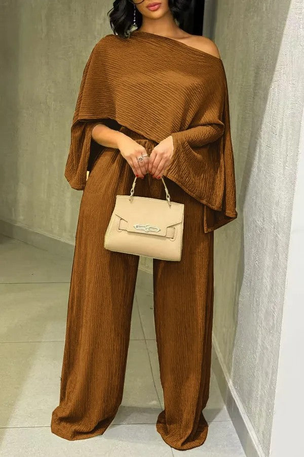 Damen Zweiteiliges Strukturiertes Loungewear‑Set mit Cropped‑Capeoberteil und Maxirock mit Seitenschlitz – Élanora