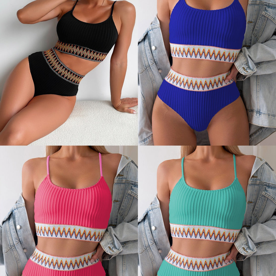 Damen Bikini-Set mit figurbetonendem Rippenmuster und buntem Elastikbund Echo Archiv