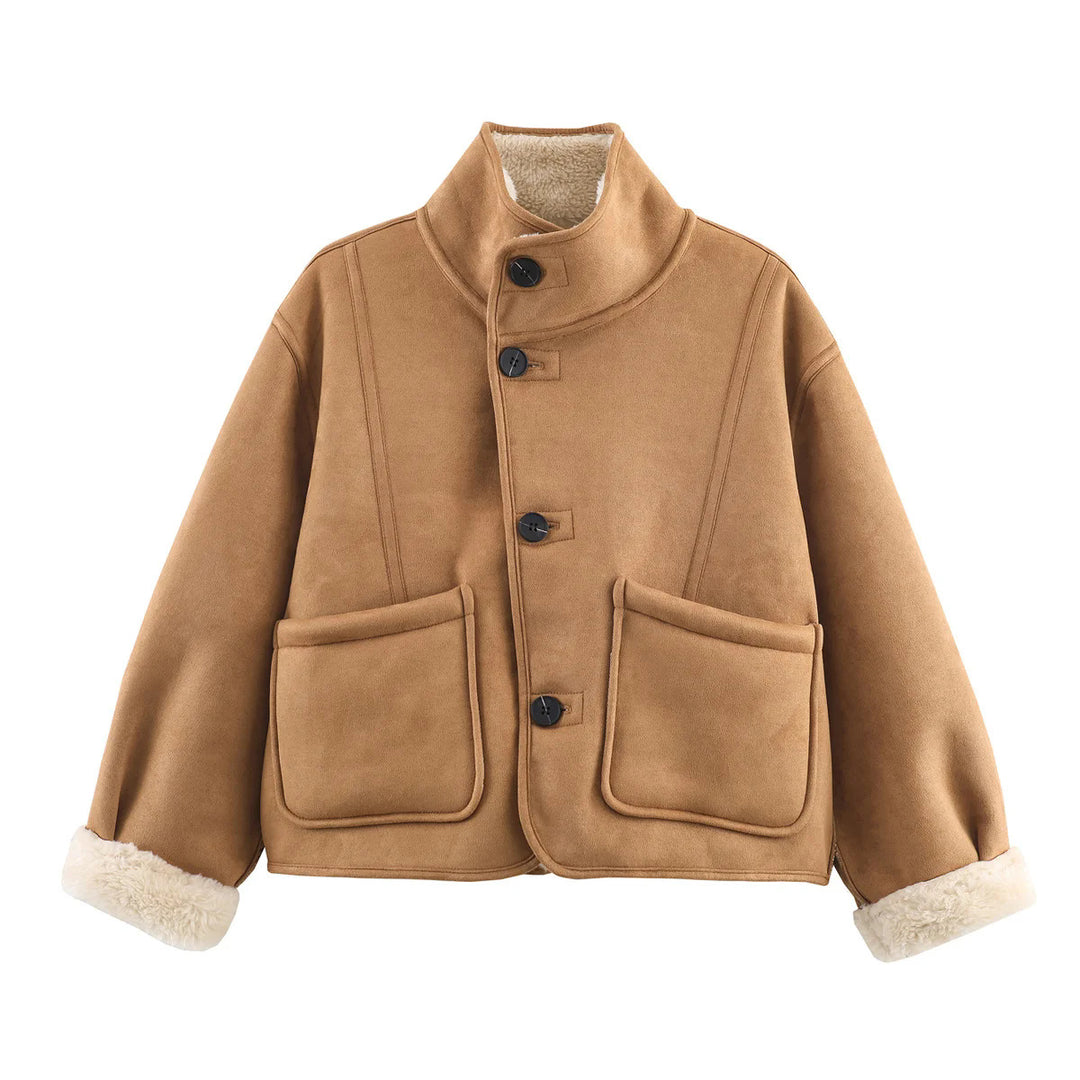 Damen kurze Lammfelloptik Jacke mit Stehkragen, weichem Teddyfutter und großzügigen aufgesetzten Taschen – Célinea