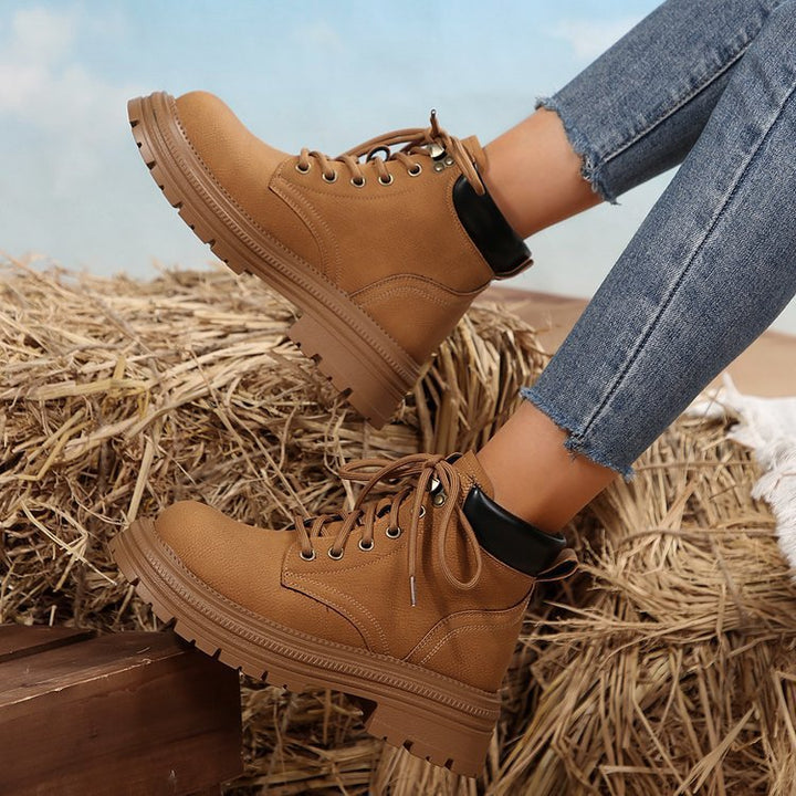 Damen Robuste Schnür‑Biker‑Ankleboots mit chunky Profilsohle und gepolstertem Schaft Echo Archiv