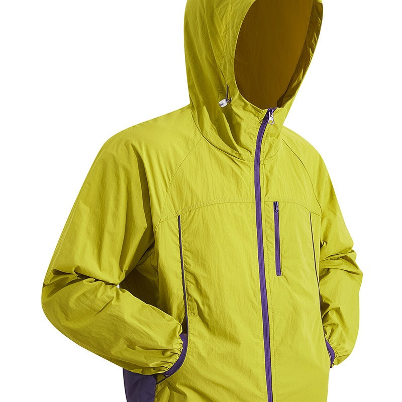 Herren Ultraleichte Kapuzenwindjacke aus Ripstop mit verstellbarem Saum & Brustreißverschluss Echoarchiv