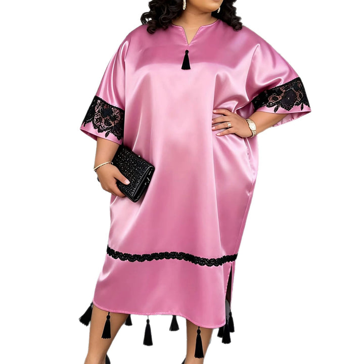 Damen elegantes Kaftankleid mit raffinierten Spitzenärmel und dekorativen Quasten Echo Archiv