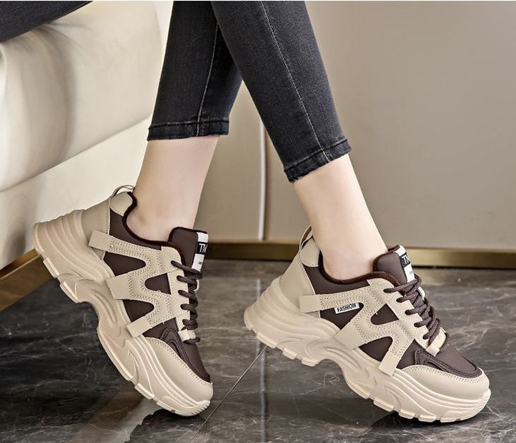 Damen Sportliche Komfort-Sneaker mit dämpfender Sohle und stylischem Design Echo Archiv