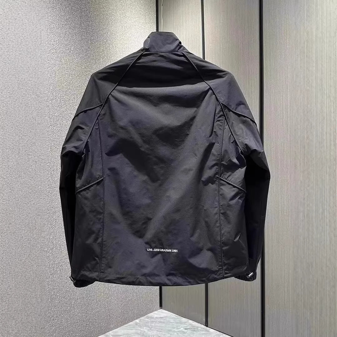 Herren Leichte Sportjacke mit hohen Funktionalitäten Echoarchiv