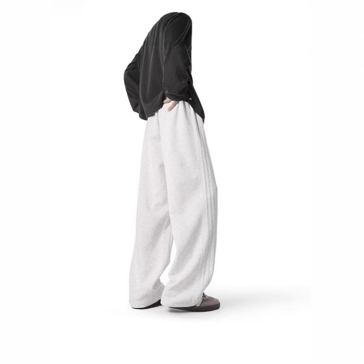 Damen Bequeme weit geschnittene Sporthose Echo Archiv