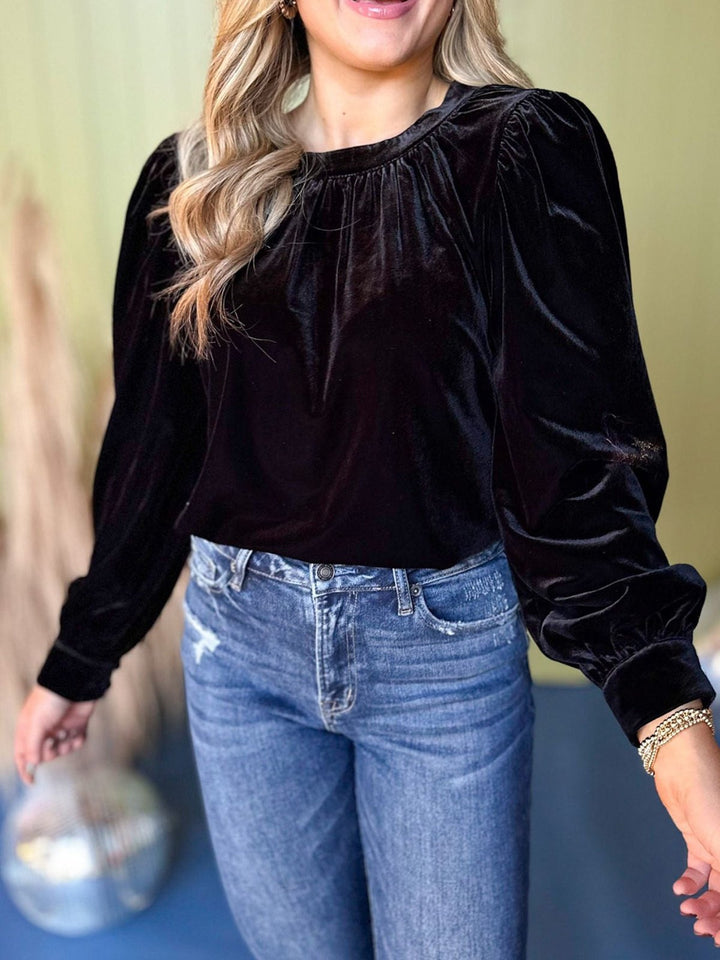 Damen Samtbluse mit Ballonärmeln und gerafftem Stehkragen – Élovi