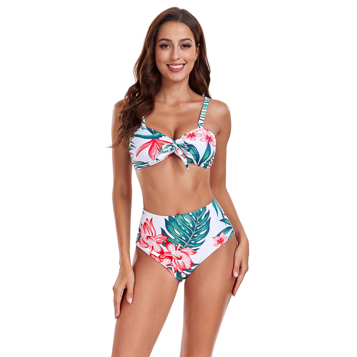 Damen Bikiniset mit floralem Design und schickem Überrock Echo Archiv