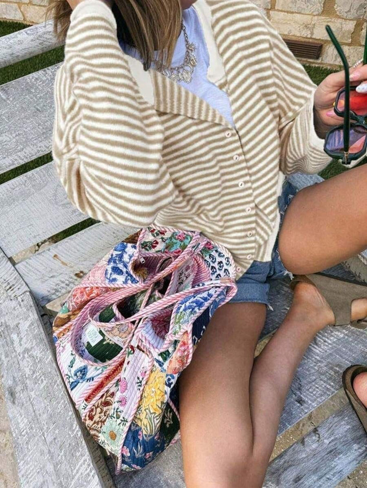 Damen Gestreifter Oversize Strickcardigan mit Knopfleiste und maritimem Look Echoarchiv