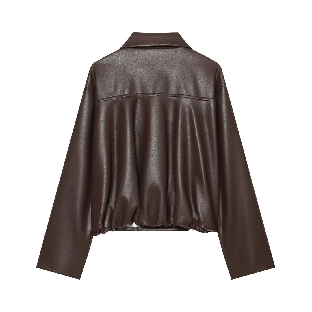 Damen Kurz geschnittene doppelreihige Kunstlederjacke mit weitem Hemdkragen Echo Archiv