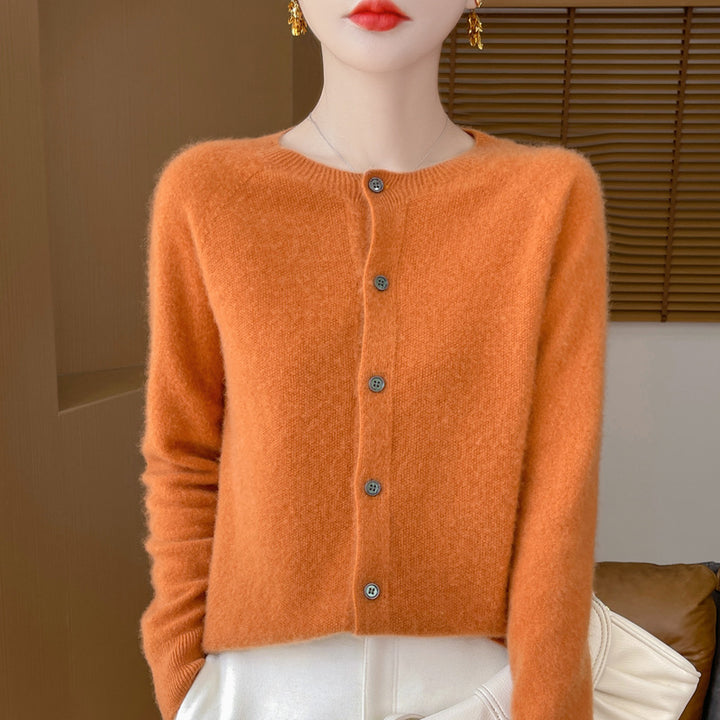 Damen Kuscheliger Kurzcardigan aus Mohair‑Mix mit feiner Schurwollstruktur und Perlmuttknopfleiste Echoarchiv