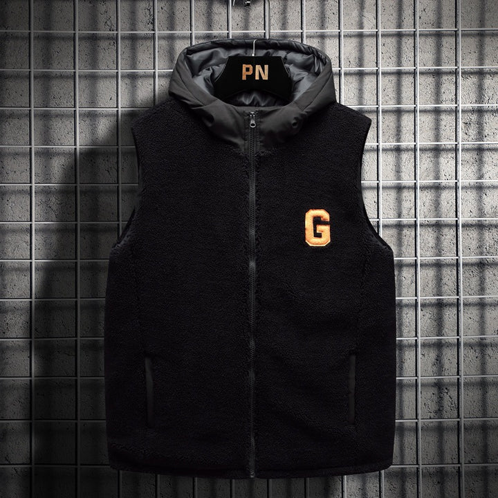 Herren Teddy-Fleece-Weste mit Stehkragen, Reißverschluss und aufgesetzten Taschen – Marzano