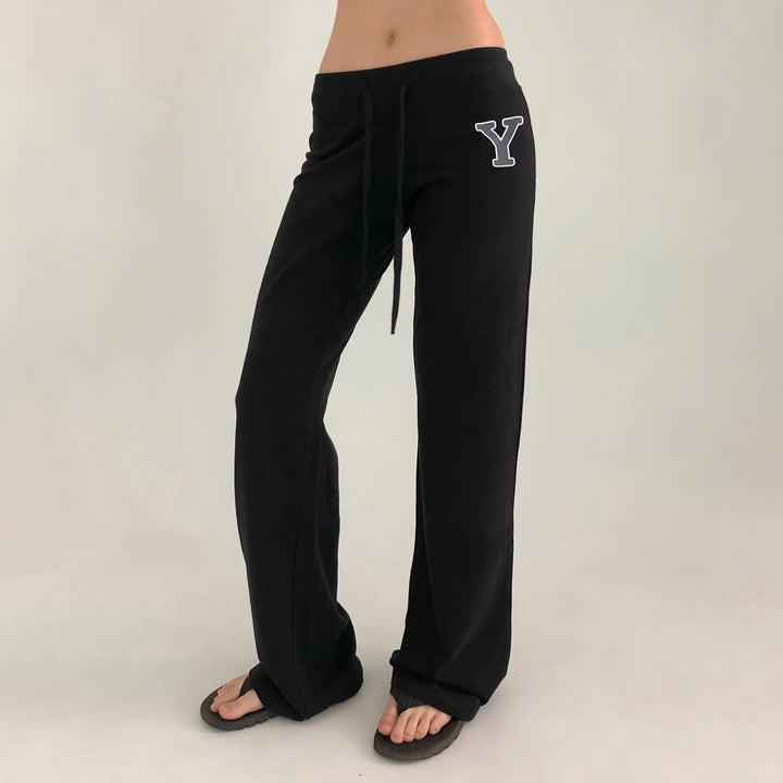 Damen Weiche High‑Waist Lounge‑Hose mit weitem Bein, Tunnelzug und dezentem Markenstick – Avélisse