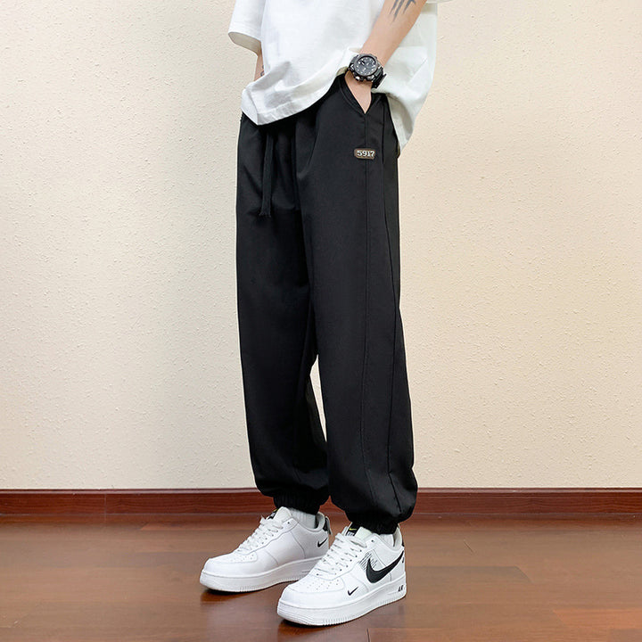 Herren Sportliche Jogginghose mit reflektierenden Details