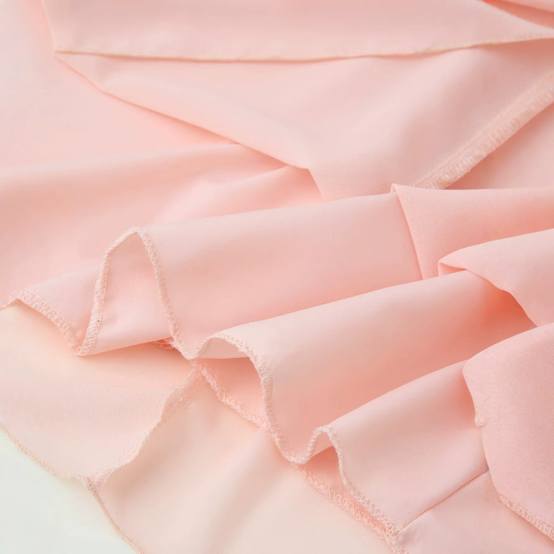 Damen Fließendes Maxikleid mit Cape-Überwurf und mehrlagigem Chiffon-Top Echo Archiv