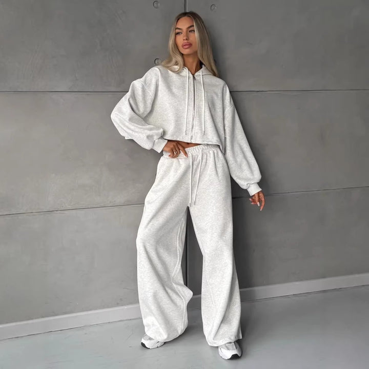 Damen Kurz geschnittenes Kapuzen-Sweatshirt und weite Lounge-Jogginghose Set – Avérine