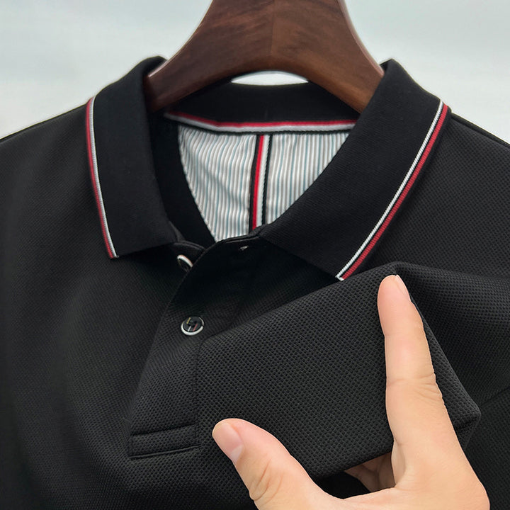 Herren Poloshirt mit atmungsaktiver Piqué-Oberfläche und eleganten Kontrastdetails Echoarchiv