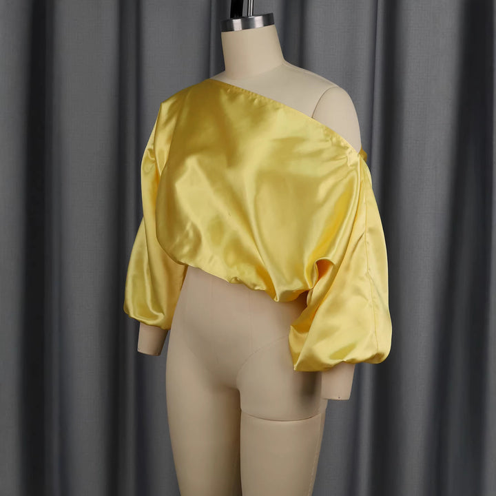 Damen elegantes asymmetrisches Oberteil mit voluminösen Puffärmeln Echo Archiv