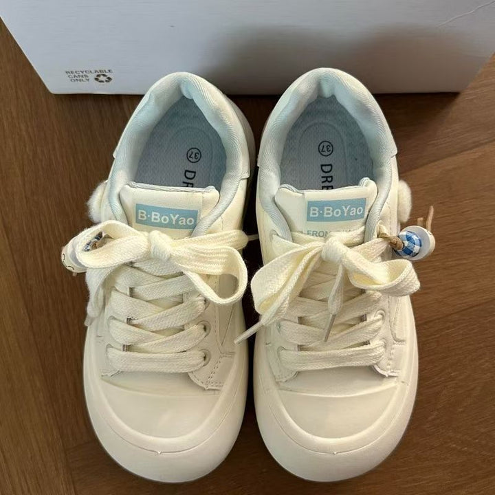 Damen Modische Sneakers mit dekorativen Applikationen und dämpfender Sohle Echo Archiv