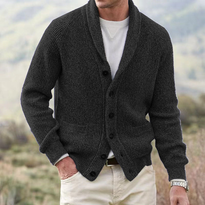 Herren Strickjacke mit trendigem Grobstrickmuster und praktischen Taschen – Taviero