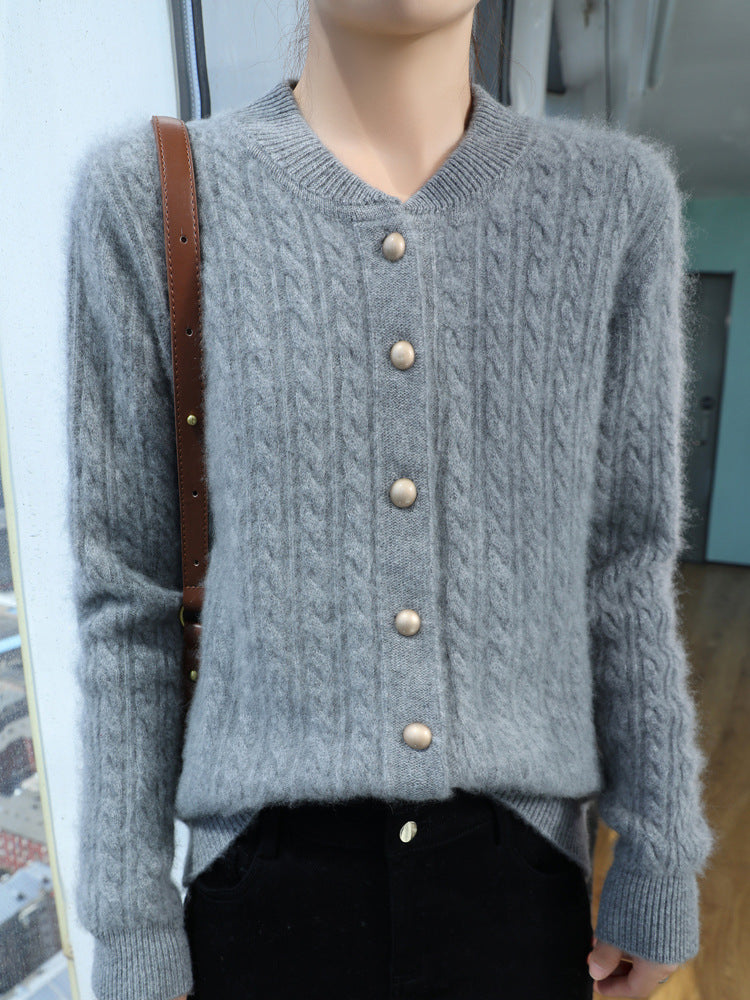 Damen Leichter Zopfstrick-Cardigan in Mohair‑Optik mit dekorativen Perlmuttknöpfen Echoarchiv