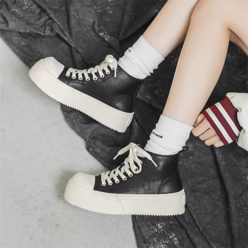 Damen Hohe Plateausneaker mit robustem Profil und sportlichem Design Echo Archiv