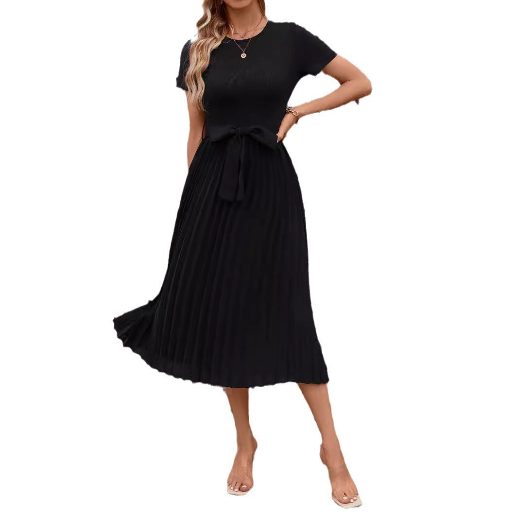 Damen Elegantes Midikleid mit tailliertem Design und schwingendem Rock Echo Archiv