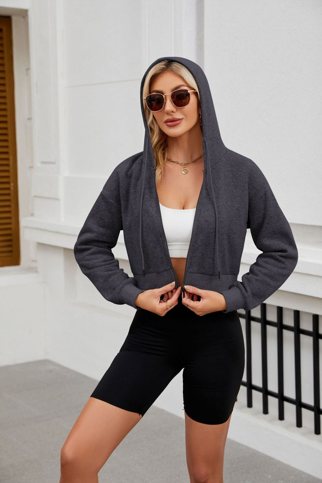 Damen Kurze Zip‑Hoodie Jacke mit Kapuze, Gummibund und Rippbündchen Echo Archiv