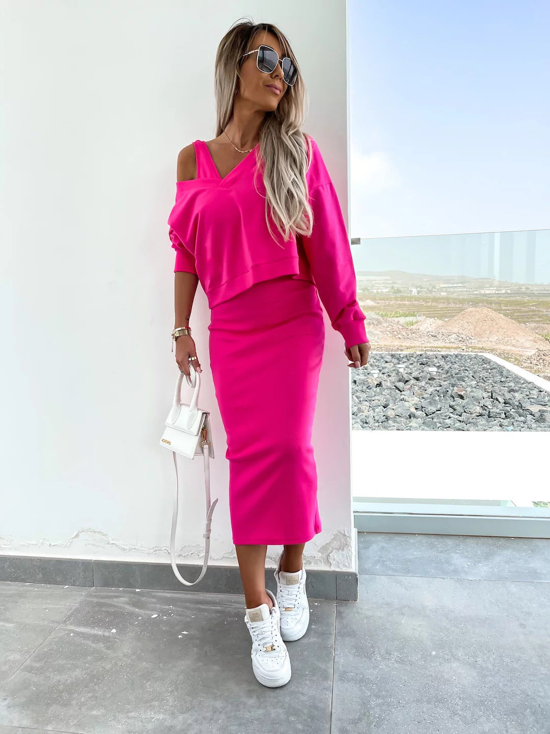 Damen weiches geripptes Lounge-Set mit Oversize-Viskoseshirt und High-Waist Schlaghose – Élanora