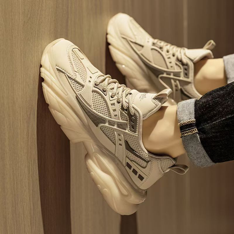 Damen Sportliche Sneakers mit innovativer Dämpfungstechnologie Echo Archiv