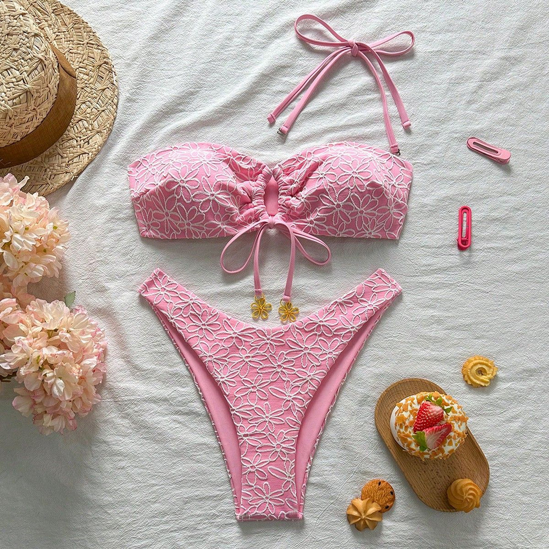 Damen Bandeau-Bikini mit floralen Applikationen – Maréssa