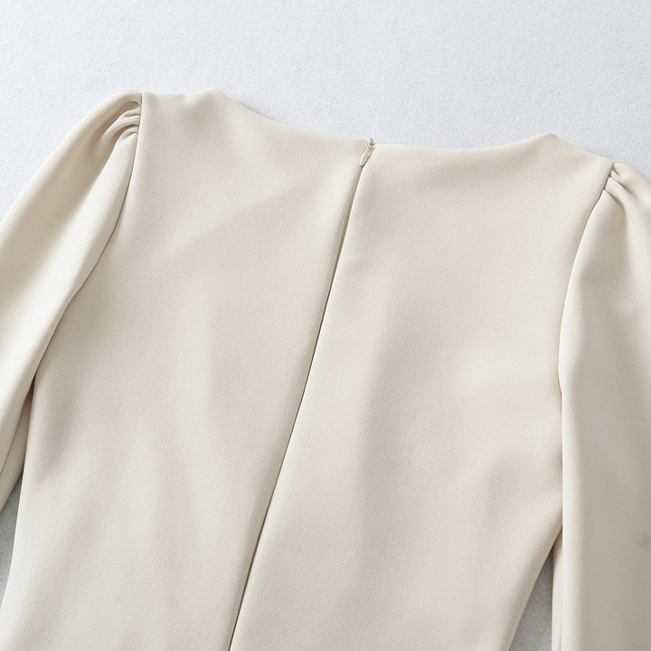 Damen Figurbetontes Midikleid mit geraffter Wickeloptik und langen Ärmeln Echoarchiv