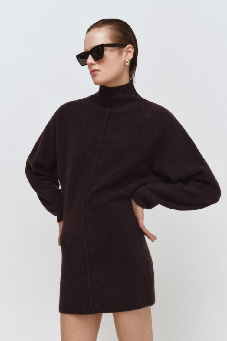 Damen Oversized Strickkleid mit Rollkragen und Ballonärmeln Echoarchiv