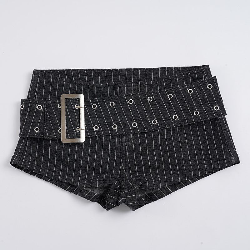 Damen modische Shorts mit breitem Gürtel und dekorativen Ösen Echo Archiv