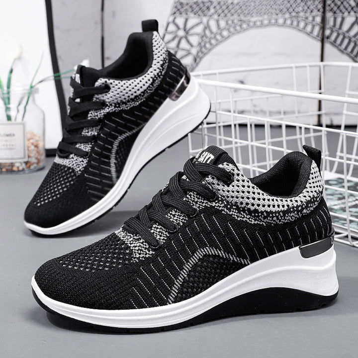 Damen nan gestrickter Keil-Sneaker mit atmungsaktivem Strick-Obermaterial, gepolstertem Komfortfußbett und rutschfester Profilsohle Echo Archiv