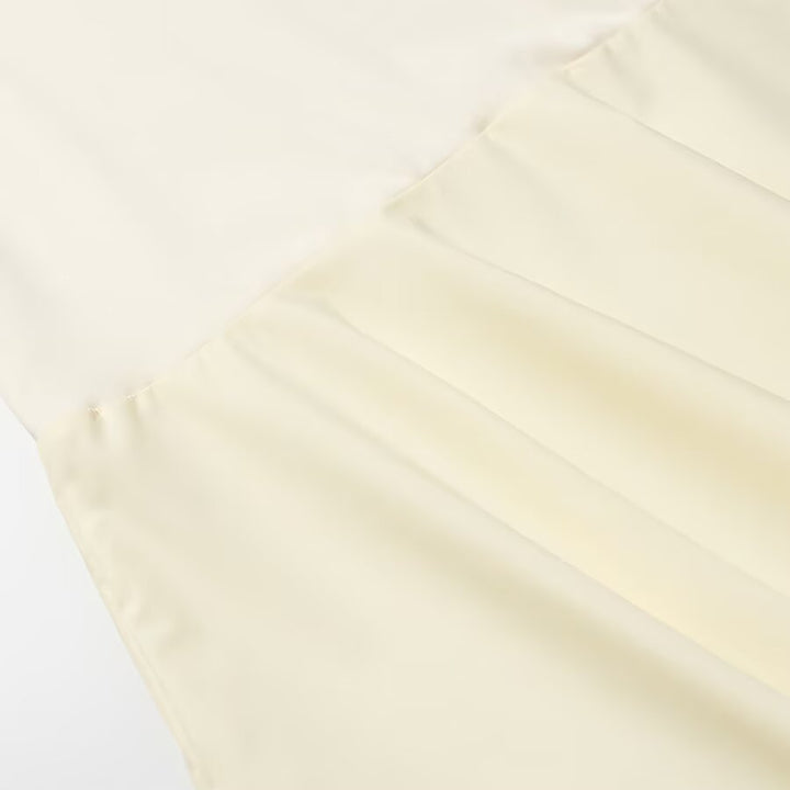 Damen Maxikleid mit kurzen Ärmeln, figurumspielendem Oberteil und ausgestelltem Volant-Saum Echo Archiv