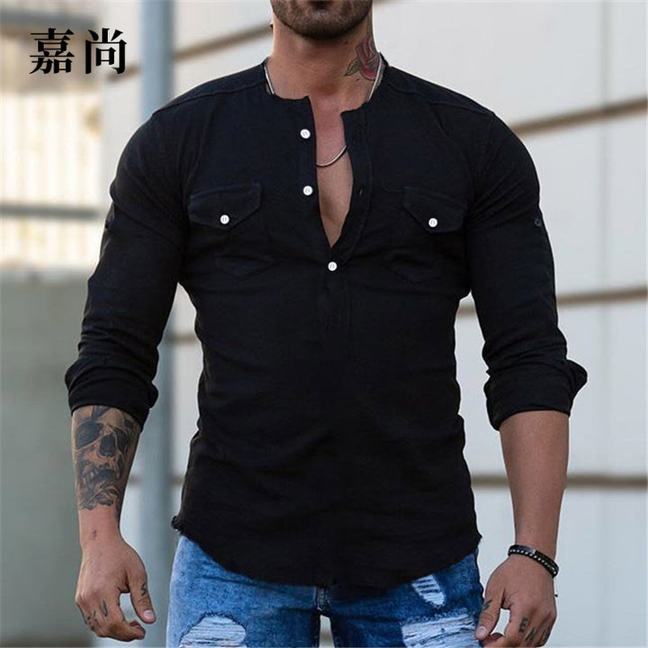 Herren Schmal geschnittenes Henleyshirt mit Brusttaschen und halber Knopfleiste Echoarchiv