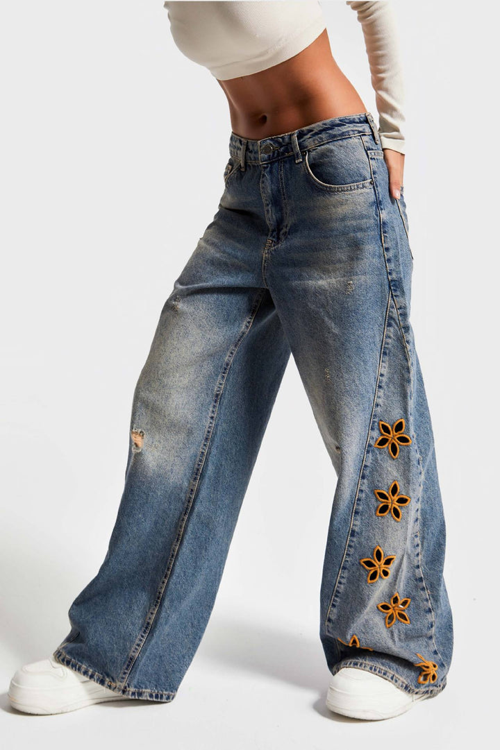 Damen weite Jeans mit floralem Stickdesign Echo Archiv