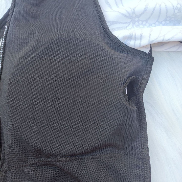 Damen Langarm Badeanzug mit modischem Schmetterlingsdesign Echo Archiv