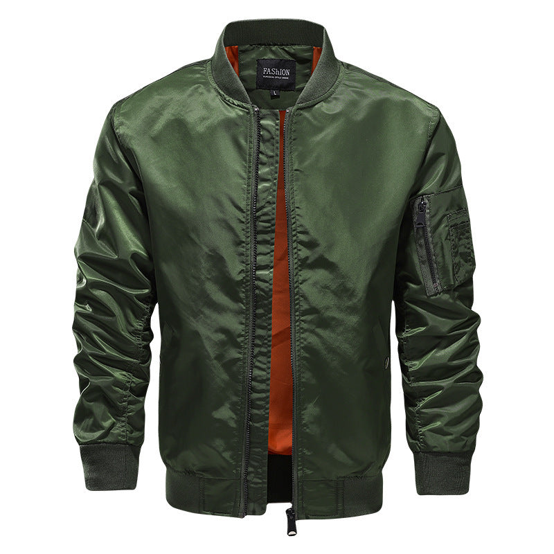 Herren Bomberjacke im Aviator‑Stil mit kontrastiertem Innenfutter und Utility-Ärmeltasche – Brevano