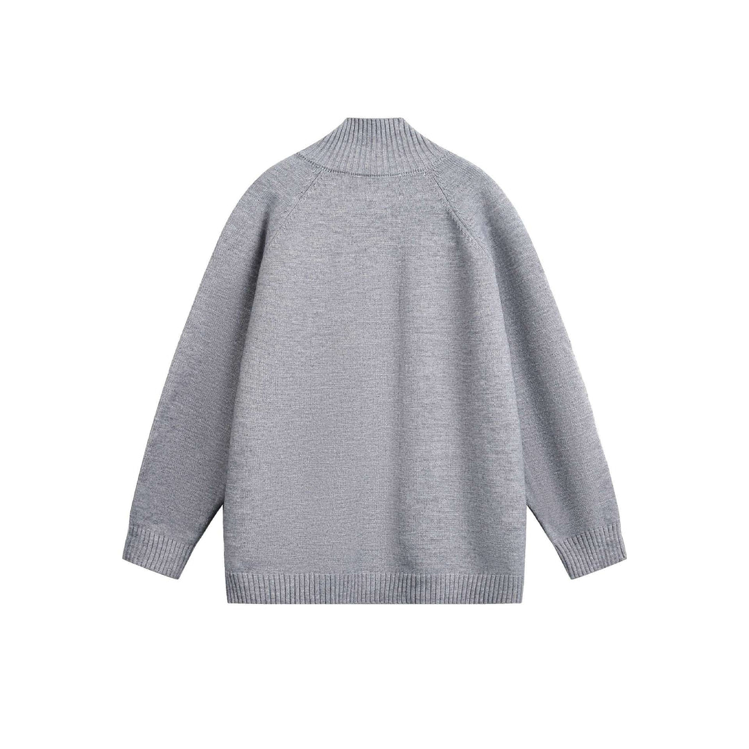 Unisex Cardiganjacke mit hohem Rippkragen, durchgehender Knopfleiste und Eingrifftaschen Echoarchiv