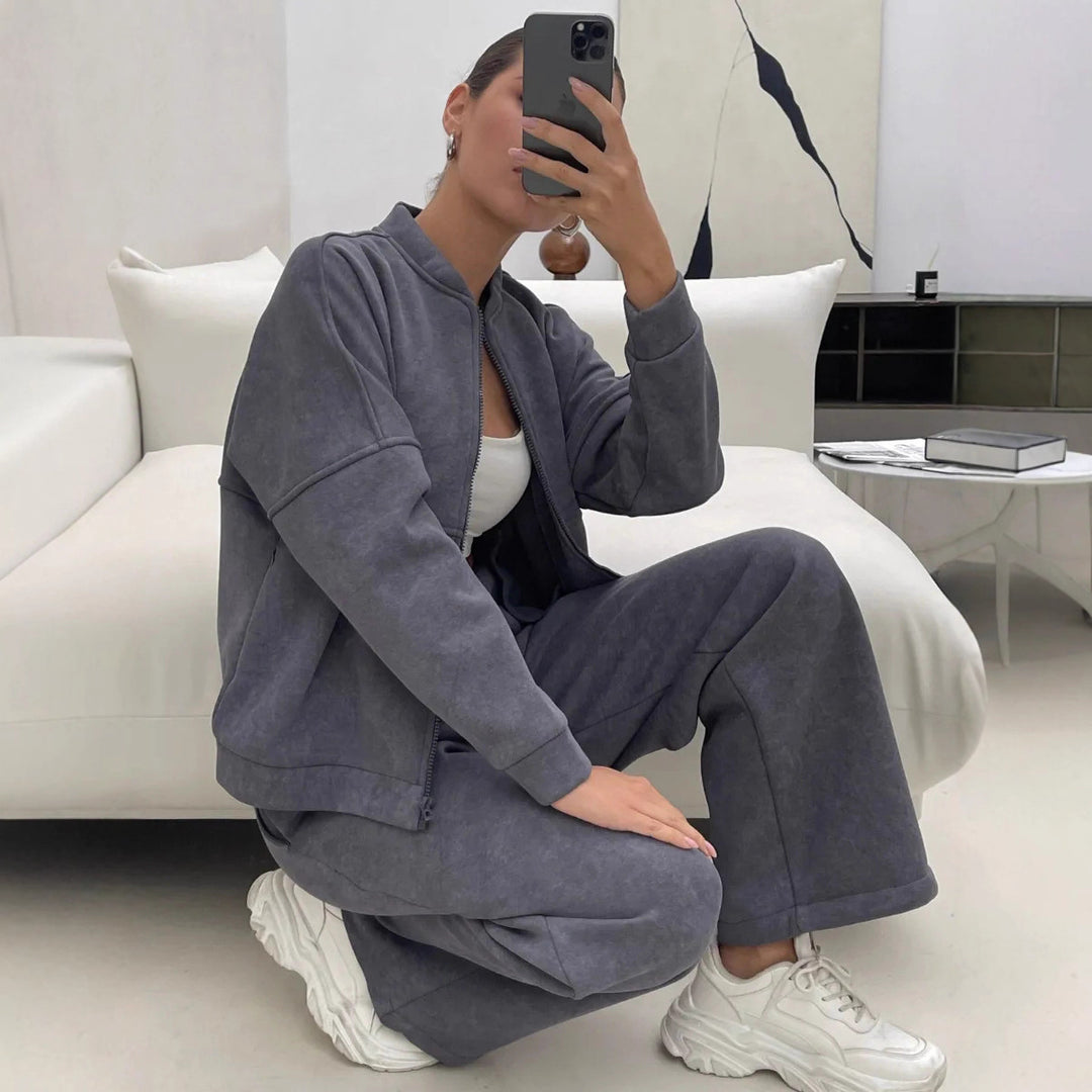 Damen Zweiteiliges Loungewear-Set mit kurzem Bomber-Zip und weiter hochgeschnittener Jogginghose – Auréline