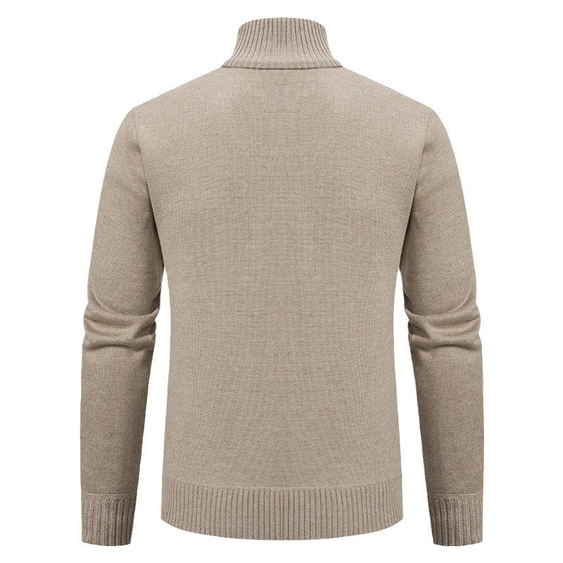 Herren Strickjacke mit modernem Zopfmuster und hohem Stehkragen Echoarchiv