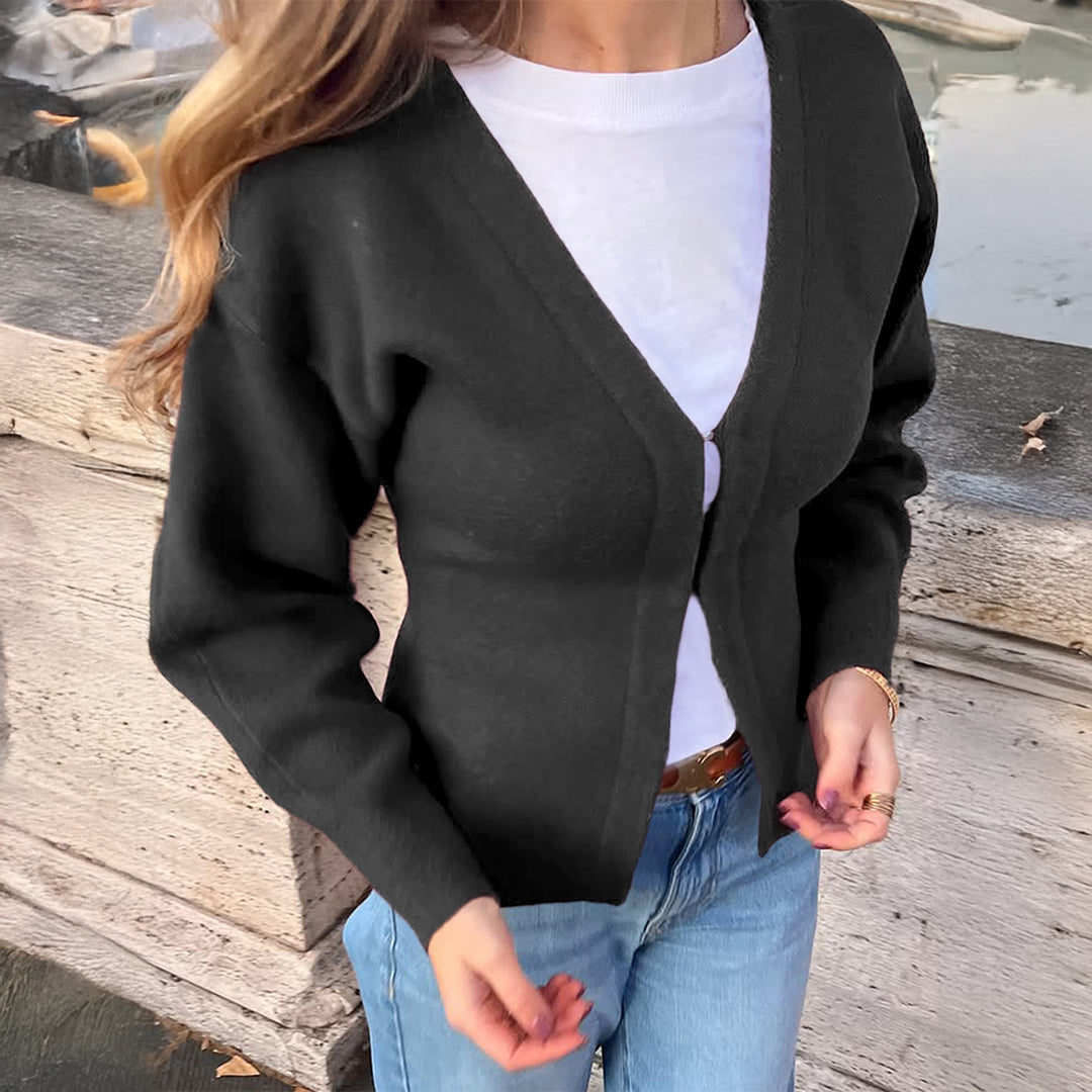 Damen taillierte Strickjacke mit V-Ausschnitt, Puffärmeln und seitlichen Schlitzen – Veloura