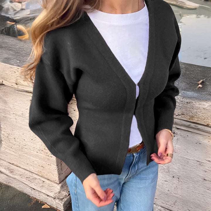 Damen taillierte Strickjacke mit V-Ausschnitt, Puffärmeln und seitlichen Schlitzen – Veloura